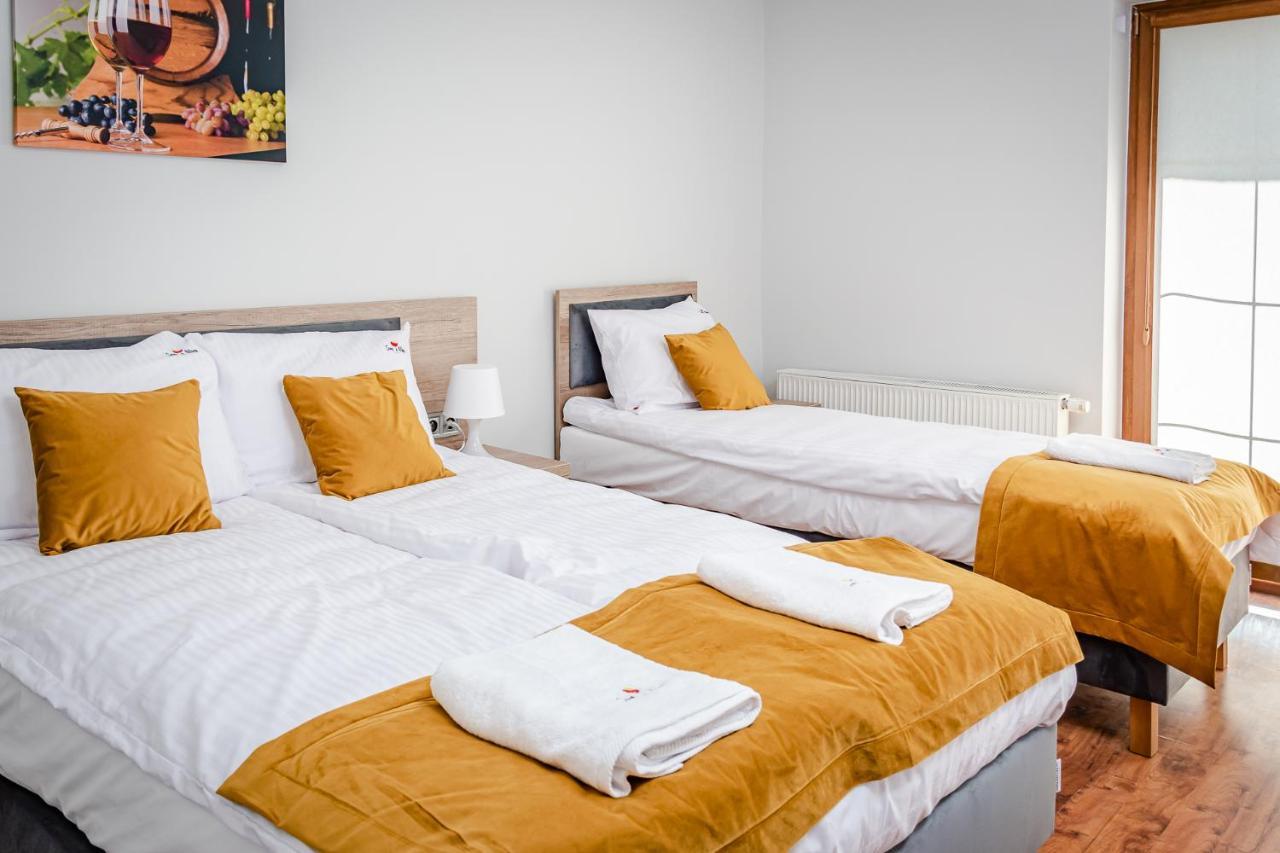 Sun & Wine Hotel Pobierowo Luaran gambar