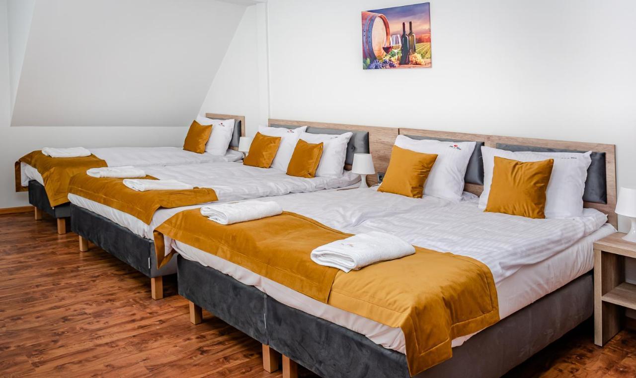 Sun & Wine Hotel Pobierowo Luaran gambar