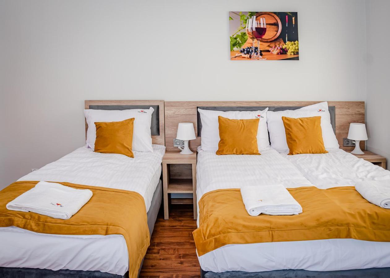 Sun & Wine Hotel Pobierowo Luaran gambar